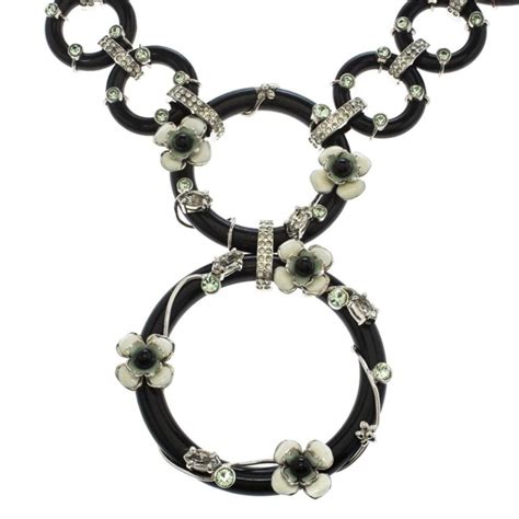 prada flower necklace